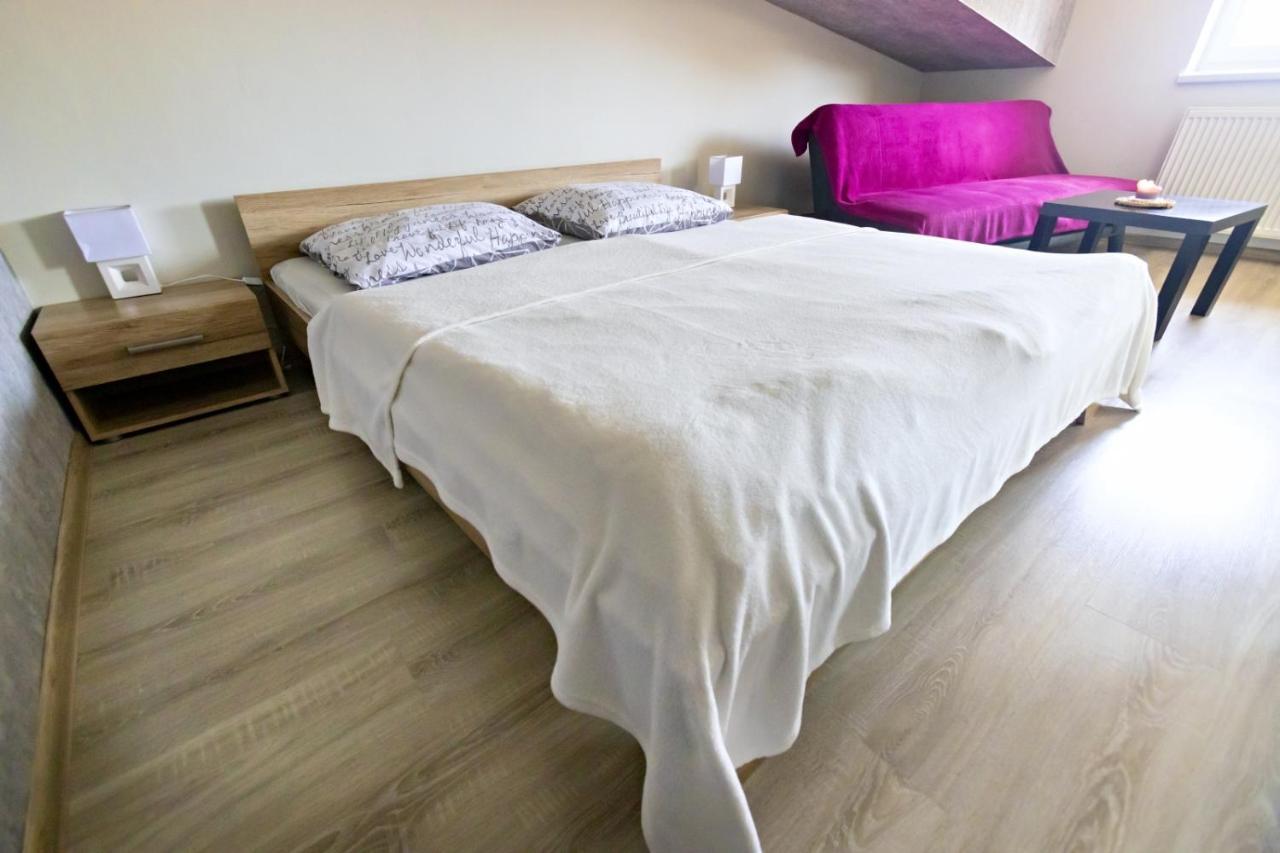 Apartman Theo Veľký Slavkov المظهر الخارجي الصورة